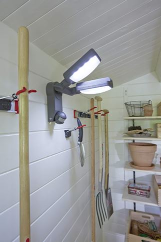 Halogen Led Strahler Fur Den Innen Und Aussenbereich Brennenstuhl