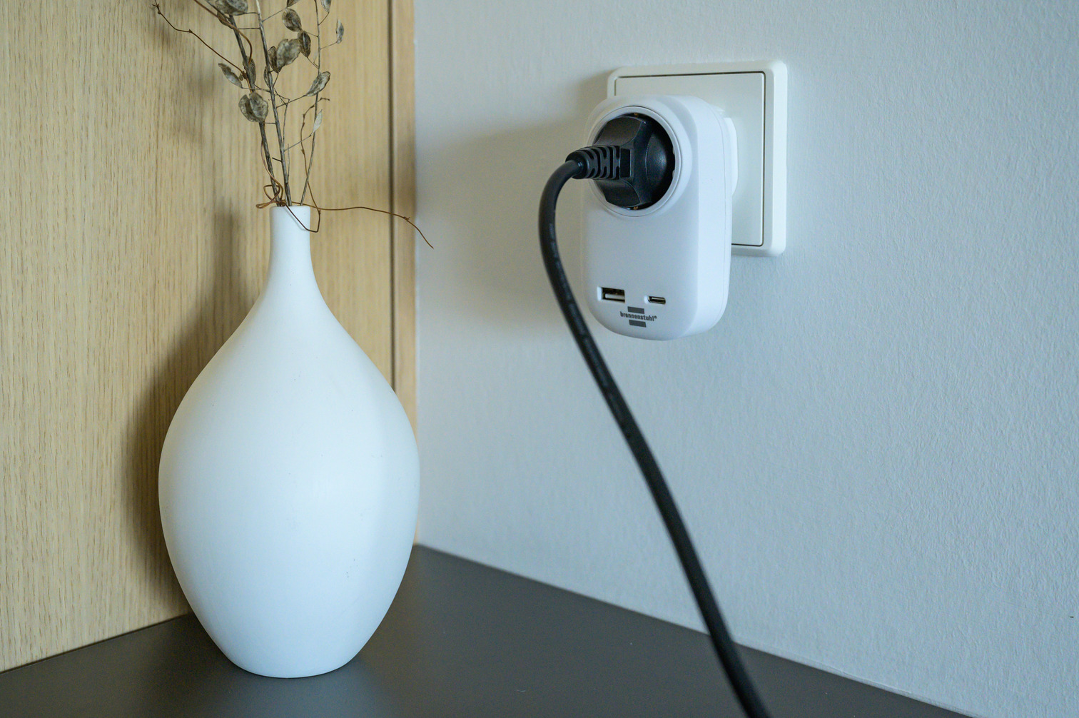 Steckdosenadapter mit USB C Power Delivery 18W weiß