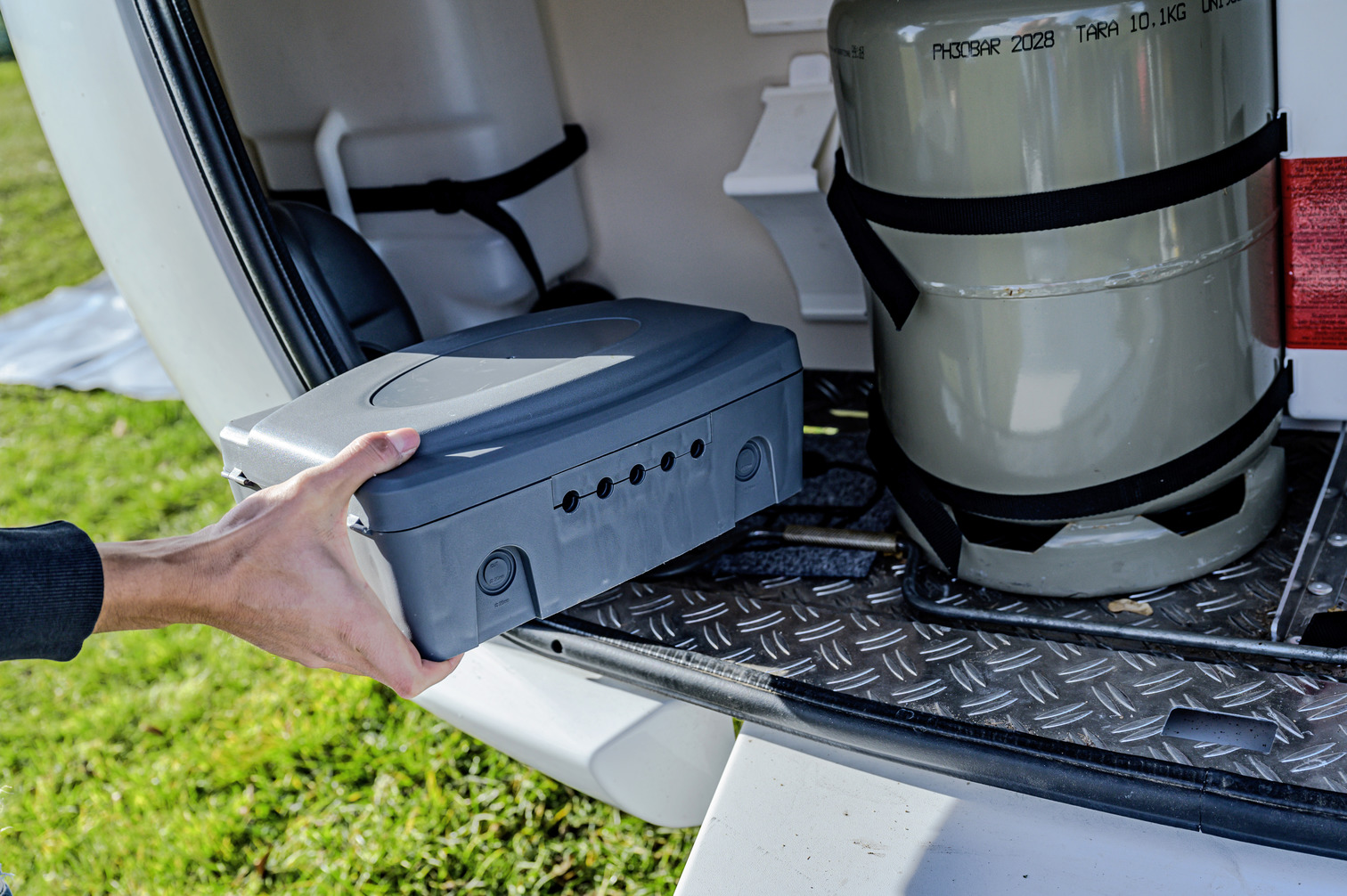 Sicherheitsabdeckung für Verlängerungskabel Im Freien, Wetterfeste  Elektrische Anschlussbox, Sichere Abdeckung für den Landschaftsbau  (Gekratzt)