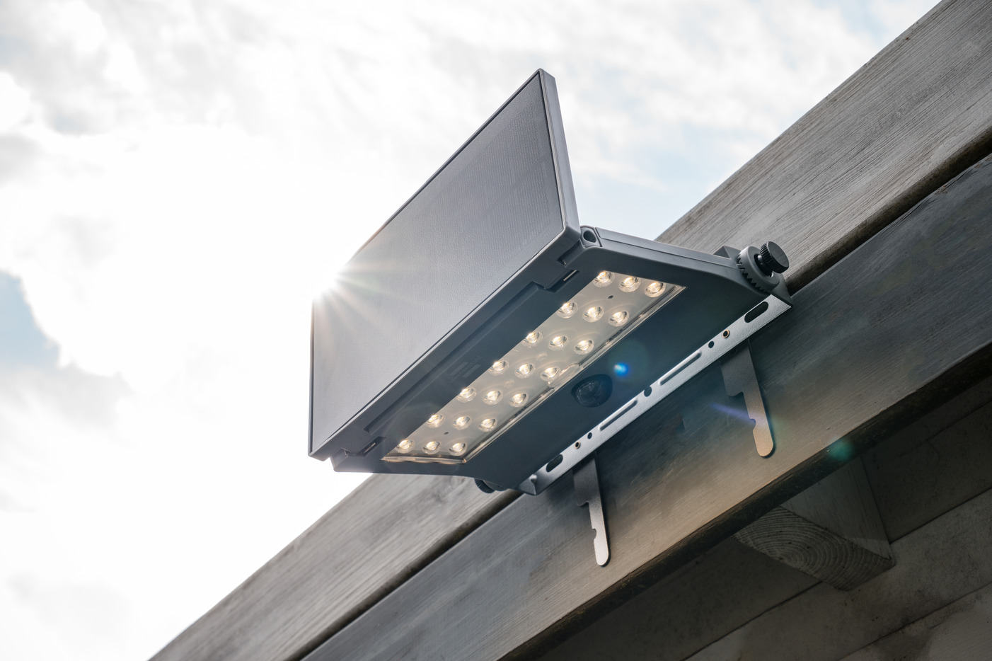 Solar LED Strahler SOL 1000 Pad mit Bewegungsmelder, 1000lm, IP65