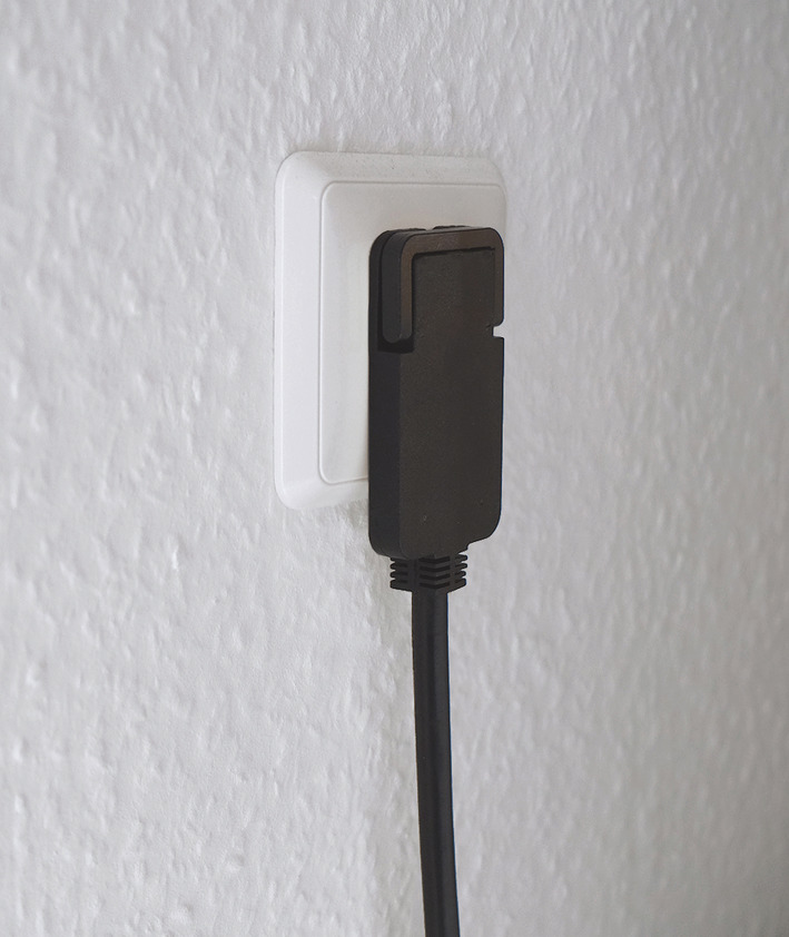 Quality Plastic Extension Cable with Flat Plug 5m H05VV-F3G1.5