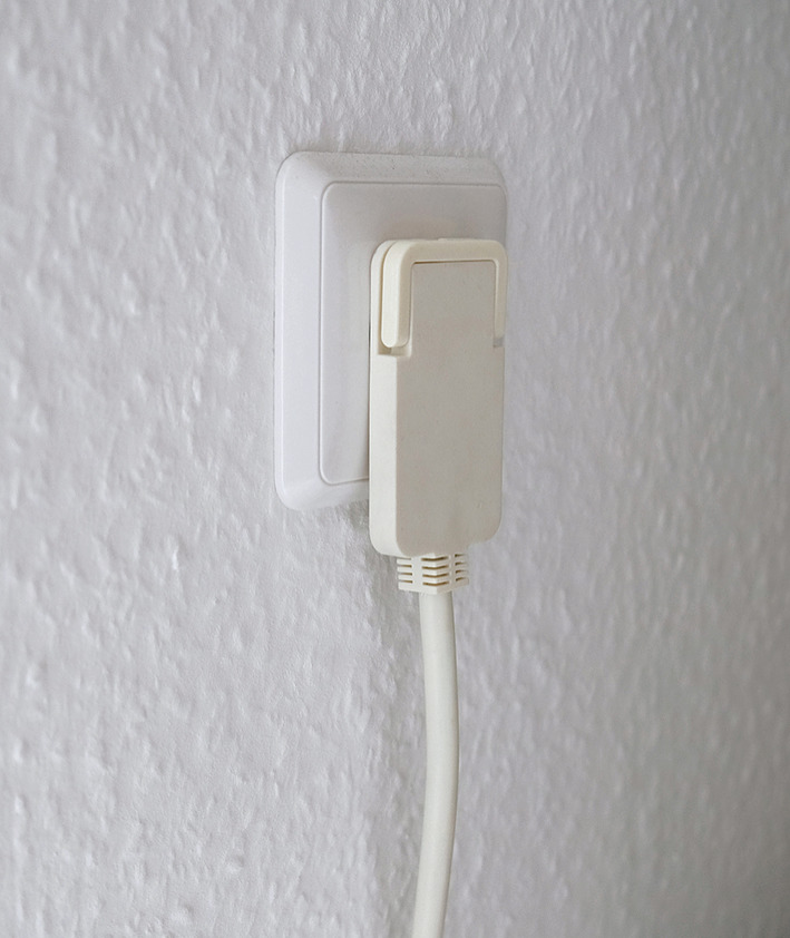 Quality Plastic Extension Cable with Flat Plug 5m H05VV-F3G1.5