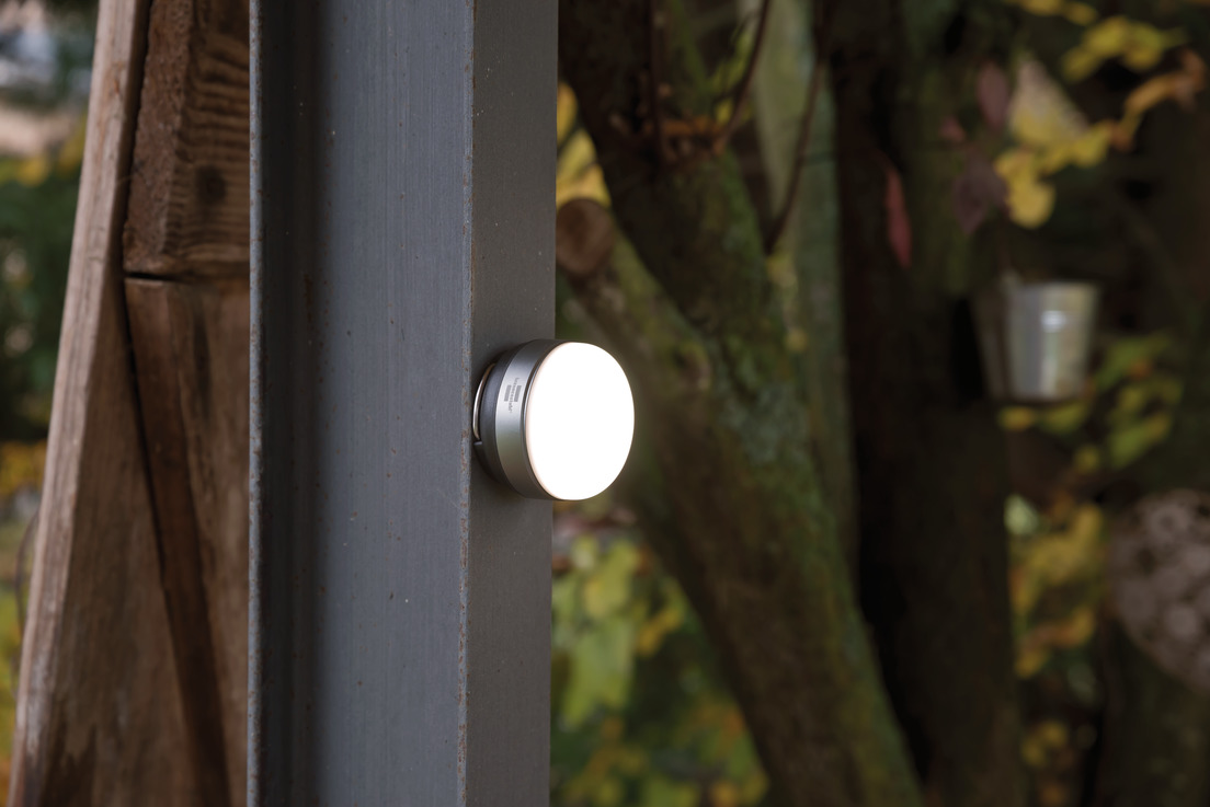 Lampada LED Da Campeggio Brennenstuhl OLI 0200 - Argento, A Batteria, Per Esterni