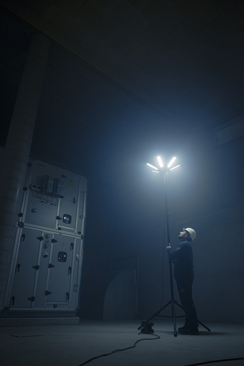 Outstanding luminous flux of 42,000 lumens