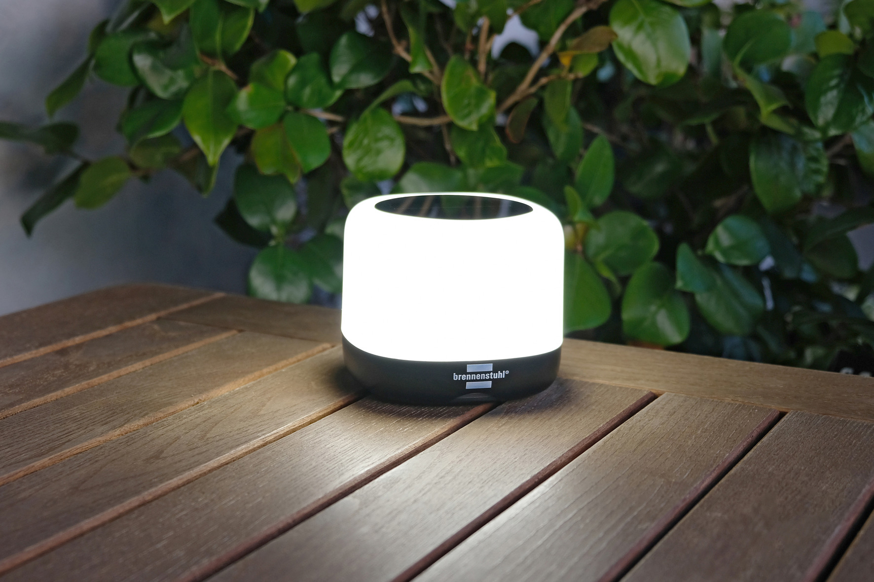 Rechargeable Solar LED Outdoor Light GL 400 AS, 400lm, IP44 