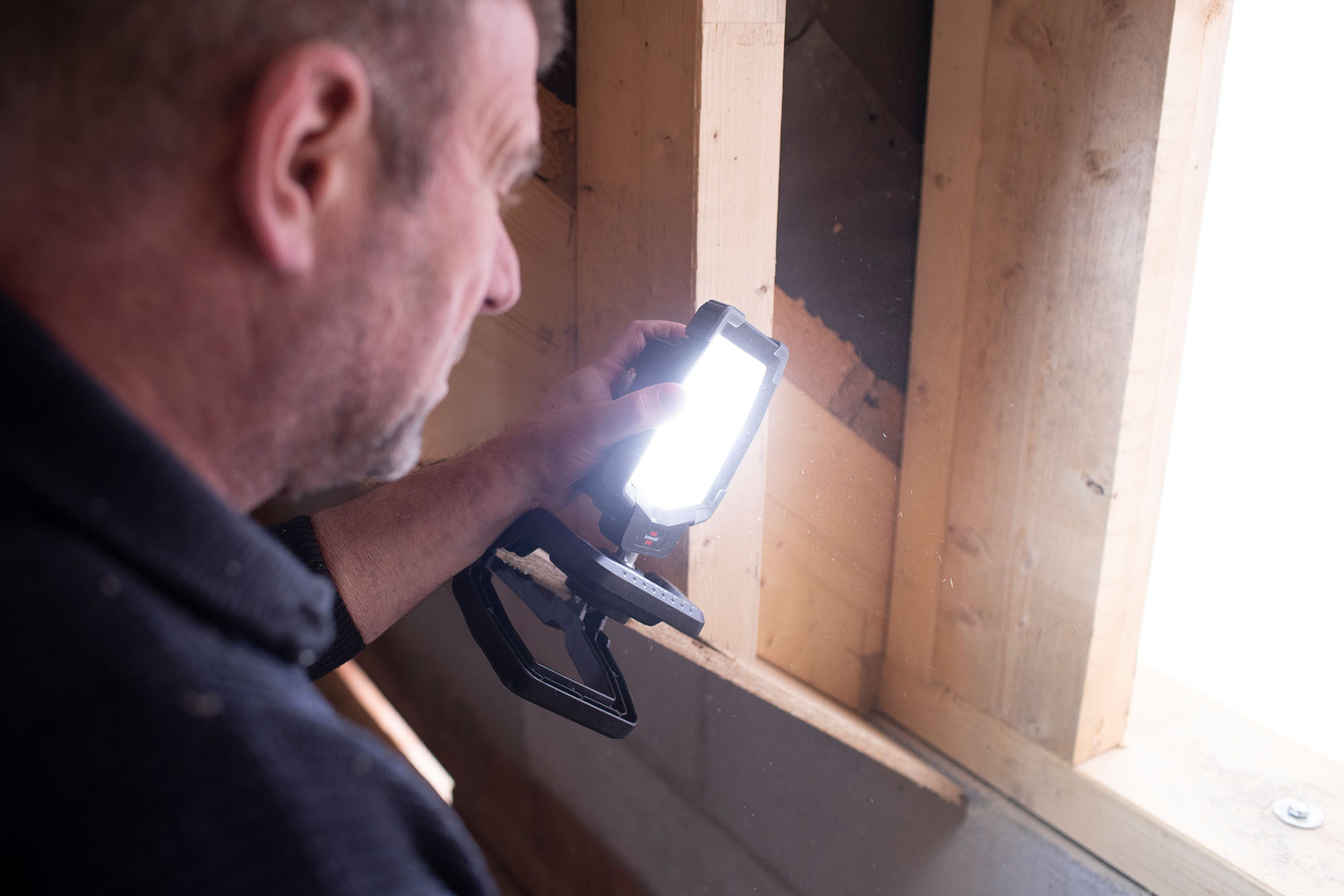LED battery spotlight CL 4050 MA, 3800lm, IP65 | brennenstuhl®