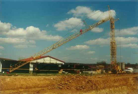 1998: Neubau Werk II in Tübingen