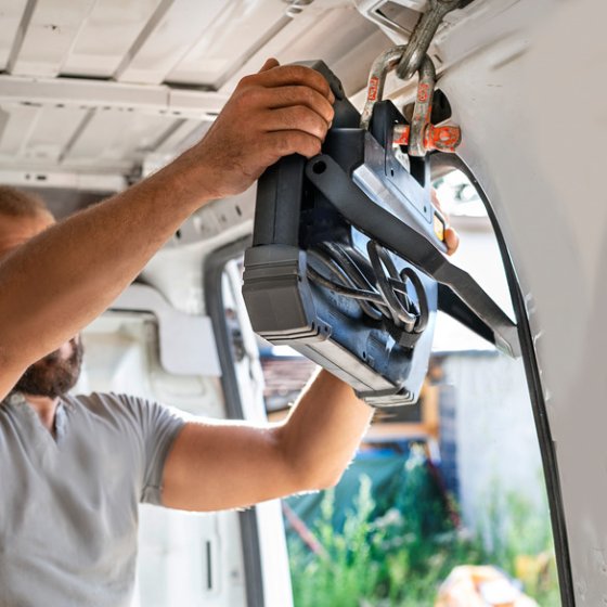 Mobiler LED Strahler DINORA 8000 IP65, 8000lm, 5m H07RN-F 2x1,0 - Anwendungsbild