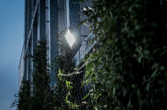 LED Strahler JARO 7050 7100lm, 80W, IP65 - Anwendungsbild