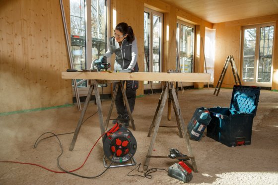 Kabeltrommel 300 KU 4110 IP44, 40m AT-N05V3V3-F 3G1,5 - Anwendungsbild