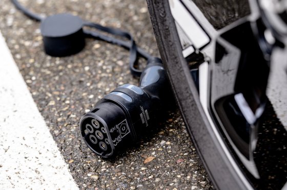 EV Typ 2 5m Ladekabel 11kW IP55 - Zuverlässige, sichere Ladelösung vom Stromverteilungs-Experten
