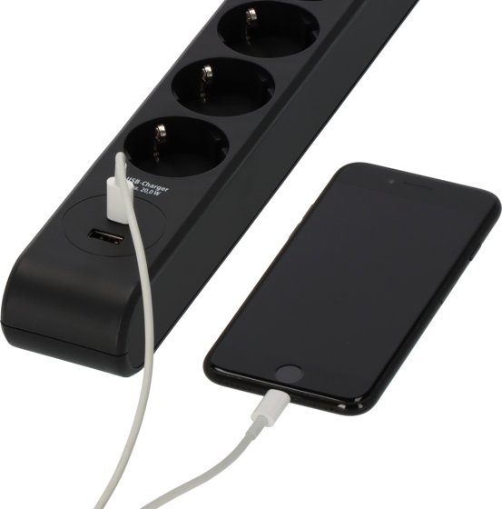 &Uuml;berspannungsschutz-Steckdosenleiste 6-fach 13.500 A mit 1x USB C PD 20W, 1x USB A 20W, 2m H05VV-F 3G1,5 schwarz - Produktansicht