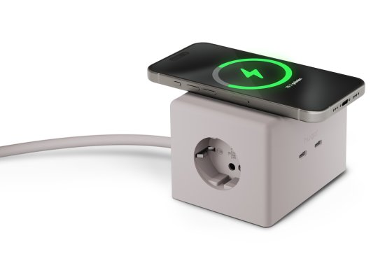 hugo! ONE Steckdosenwürfel mit USB C 20W PD cream white - Anwendungsbild