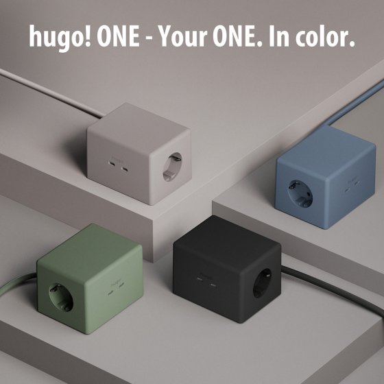hugo! ONE Steckdosenw&uuml;rfel mit USB C 20W PD ice blue - Anwendungsbild