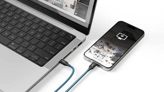 Brennenstuhl hugo! CABLE Ladekabel USB C 100W (Kabel USB C auf USB C, 100W Schnellladen, 2m Kabellänge) deep black - Anwendungsbild