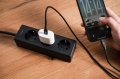 hugo! MAGNETIC Steckdosenleiste 3-fach mit magnetischer Unterseite, deep black - Anwendungsbild