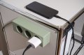 hugo! MAGNETIC Steckdosenleiste 3-fach mit magnetischer Unterseite, mint green - Anwendungsbild