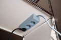 hugo! MAGNETIC Steckdosenleiste 3-fach mit magnetischer Unterseite, ice blue - Anwendungsbild