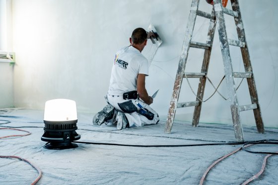 Professional LED 360° Baustrahler ORUM 10050 MRA, IP54, 11000lm, 4000K, Ra 97, 5m H07RN-F 3G1,5 - Einmal aufgestellt, rundum beleuchtet