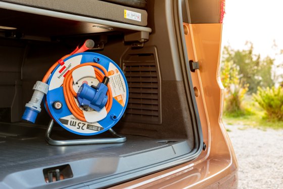 Garant G CEE 3 IP44 Camping Kabeltrommel 25m H07RN-F 3G2,5 - Anwendungsbild