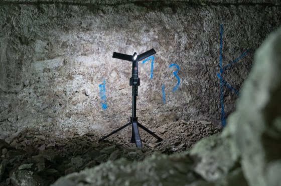 Akku LED Baustrahler mit Stativ SL 2500 AT, IP65, 2500lm - Anwendungsbild