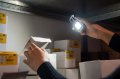 Mini LED Taschenlampe MTL 600 A, 600lm, 10 Stück im Display - Anwendungsbild