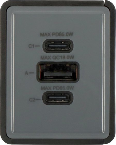 USB C Ladeger&auml;t mit 2x USB C 65W PD, 1x USB A 18W und Schutzkontakt-Steckdose - Produktansicht