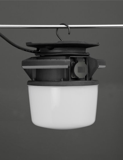 Professional LED 360&deg; Baustrahler RL 6000 N, 5800lm 47W, 5m H07RN-F 3G1,5, IP54 - Anwendungsbild