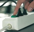 Eco-Line Steckdosenleiste mit Schalter 4 Schutzkontakt- und 4 Euro-Steckdosen schwarz 1,5m H05VV-F 3G1,5 - 